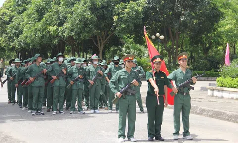 Hội thao Giáo dục và quốc phòng an ninh: Sinh viên HUBT sẵn sàng bảo vệ Tổ quốc
