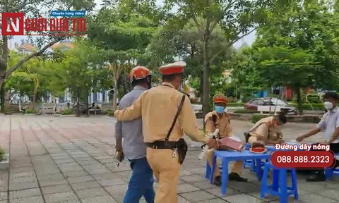 Cao điểm xử lý nồng độ cồn ở Hà Nội: Thấy mức xử phạt cao, nhiều tài xế bất hợp tác, muốn bỏ xe