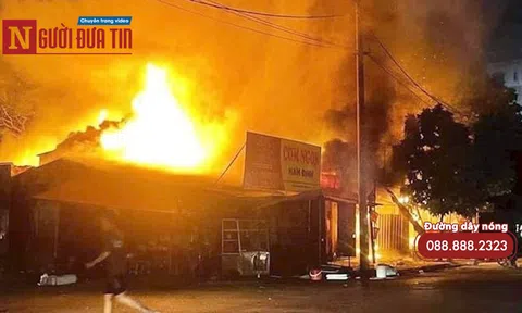 Cháy quán karaoke ở Hoàng Mai, Hà Nội: Cơ sở không phép đã bị dán thông báo, cấm hoạt động từ trước