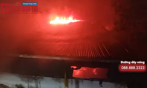 Hoàng Mai, Hà Nội: Xưởng may rộng hơn 1000m2 cháy lớn trong đêm