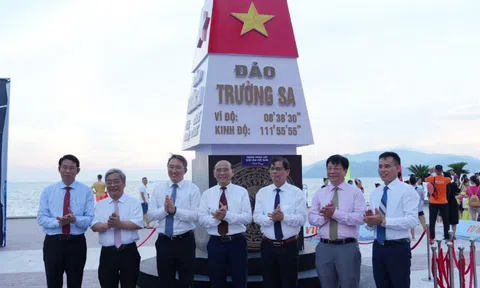 Tuần lễ Trưng bày ảnh “Luật gia Việt Nam với biển, đảo quê hương”: Thông điệp mạnh mẽ về chủ quyền Hoàng Sa, Trường Sa