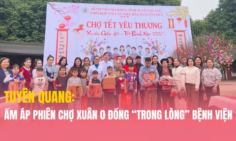 Ấm áp phiên chợ Xuân 0 đồng ‘trong lòng’ bệnh viện ở Tuyên Quang