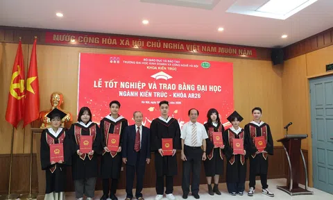 Khoa Kiến trúc, Trường Đại học Kinh doanh và Công nghệ Hà Nội tổ chức lễ tốt nghiệp cho sinh viên khóa 26