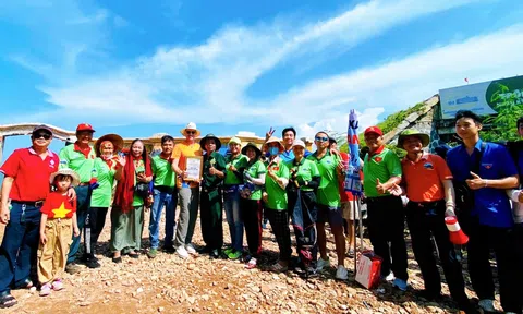 120 cây bàng và hành trình góp mảng xanh cho Mũi Nghinh Phong