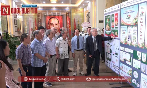 Triển lãm tranh áp phích và nhận diện thương hiệu HUBT chào mừng 30 năm thành lập