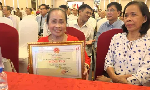 TP. HCM: Phường Tân Sơn chúc thọ, mừng thọ 231 người cao tuổi đợt 3 năm 2026