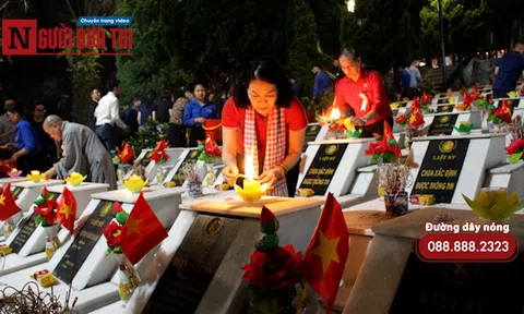 Chủ tịch Hội Chữ thập đỏ Việt Nam dâng hương tại Nghĩa trang liệt sĩ quốc gia Vị Xuyên