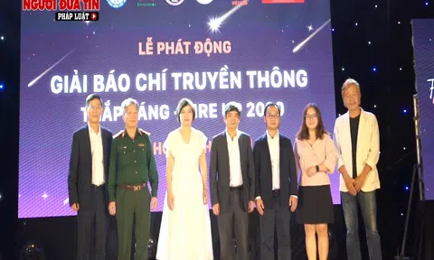 Trường Báo chào đón tân sinh viên và phát động Giải Báo chí - Truyền thông Thắp sáng 2020