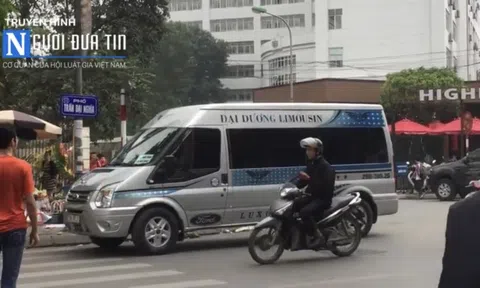 (Bài 1) Cận cảnh "bến cóc khủng" gần trụ sở Thanh tra giao thông Hà Nội