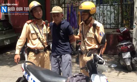 Cảnh sát 24h: Lập công từ hành vi lạ của gã đàn ông đội mũ lưỡi trai