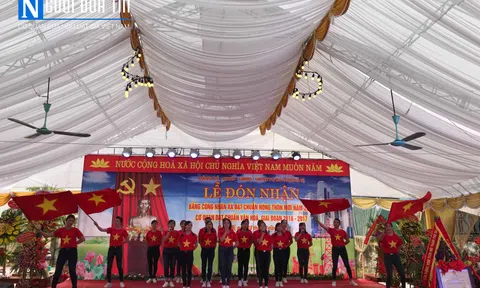 Xã Quảng Bị (Chương Mỹ, Hà Nội) đón bằng công nhận đạt chuẩn nông thôn mới 2017