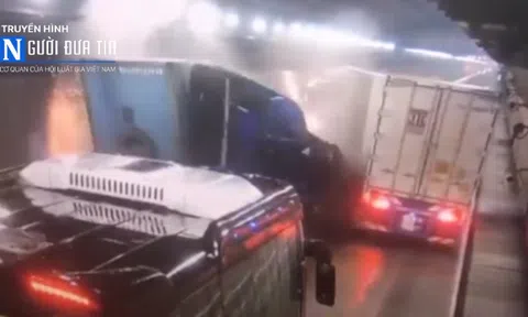 Hai xe đầu kéo húc nhau trong hầm Hải Vân, giao thông Bắc - Nam tê liệt 