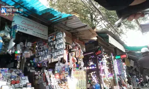 Hà Nội: Cần kiểm tra, xử lý tình trạng hàng giả, hàng nhái, mua bán hóa đơn đỏ ở chợ Trời