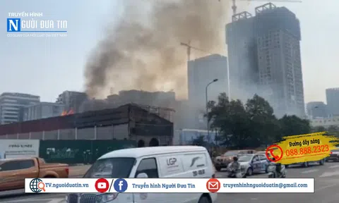 Cháy lớn tại nhà hàng số 1 Phạm Hùng, Cầu Giấy, Hà Nội