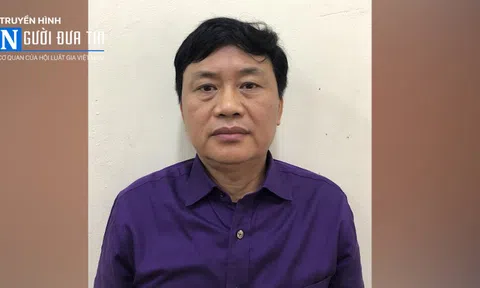 Khởi tố, bắt tạm giam Phó Cục trưởng Cục Đường thủy nội địa Việt Nam