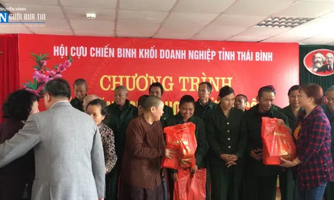 Xuân ấm tình người