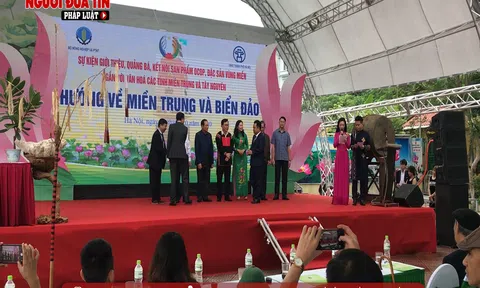 Khai trương “Không gian văn hóa miền Trung - Tây Nguyên và biển đảo giữa lòng Hà Nội”