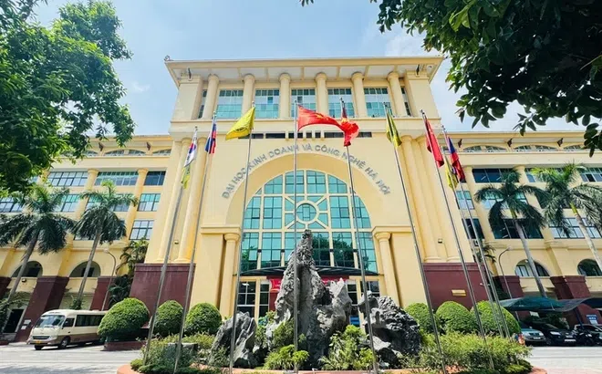 Trường Đại học Kinh doanh và Công nghệ Hà Nội tuyển sinh liên thông đại học chính quy năm học 2026-2027